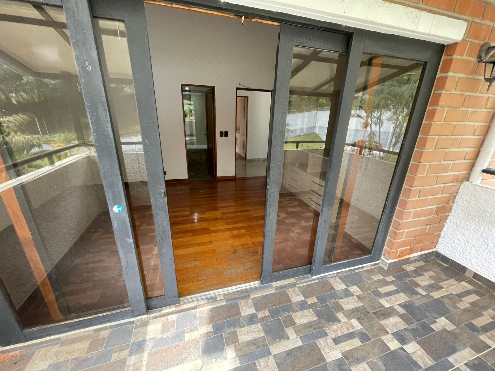 ARRIENDO CASA EN EL POBLADO EL TESORO