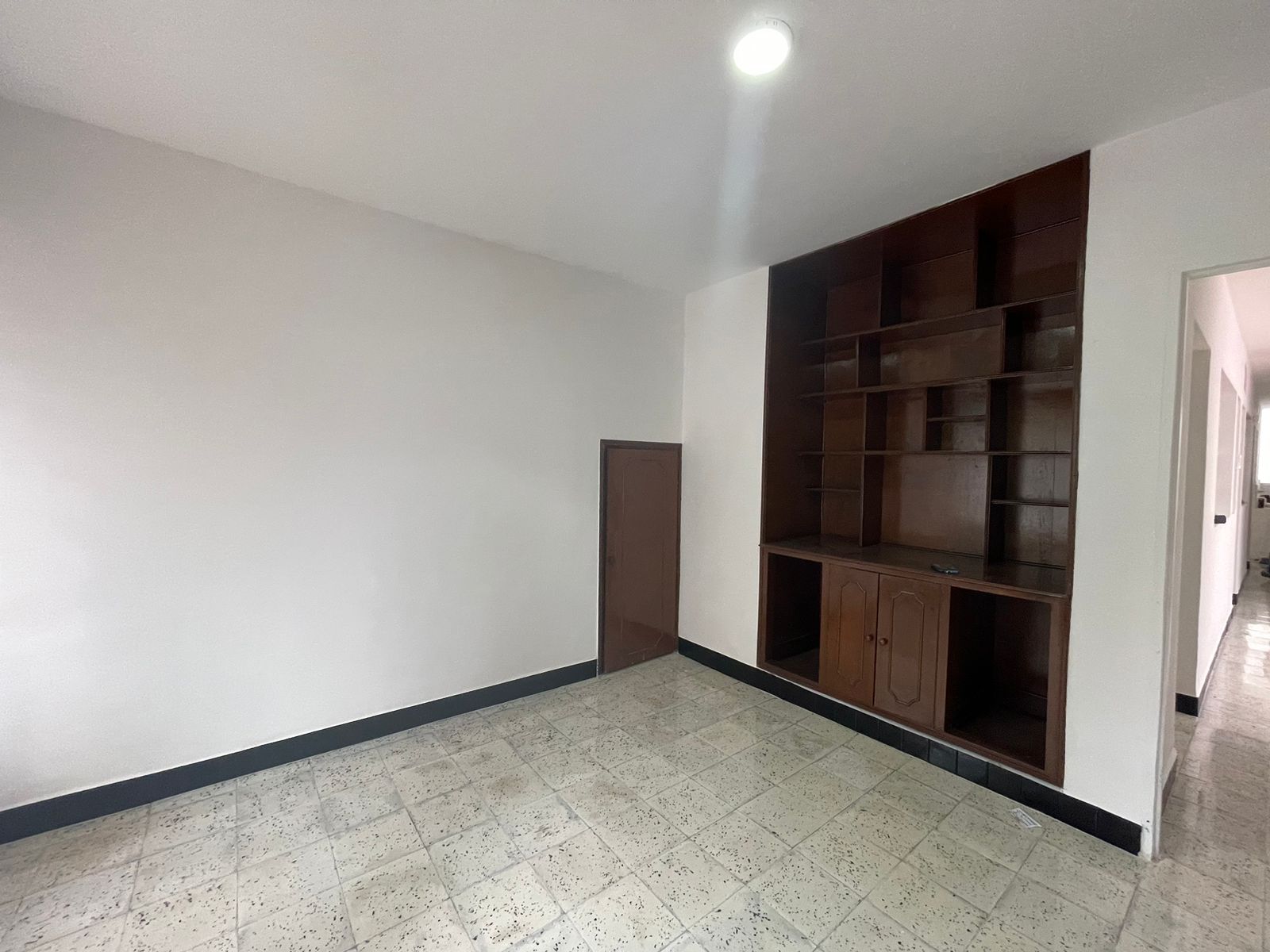 ARRIENDO CASA SANTA MONICA  PRIMER PISO