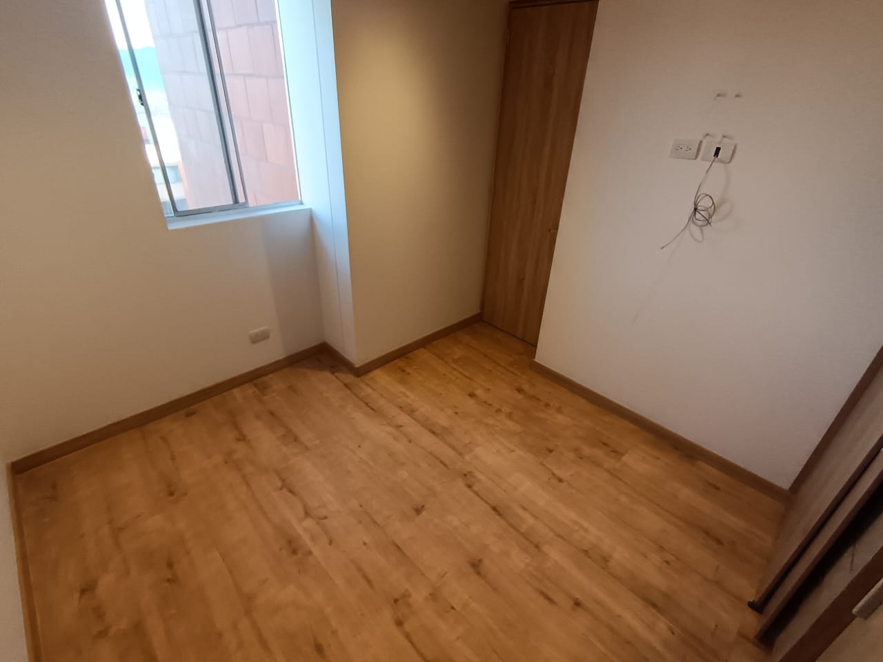 Arrienda Apartamento Robledo Pajarito