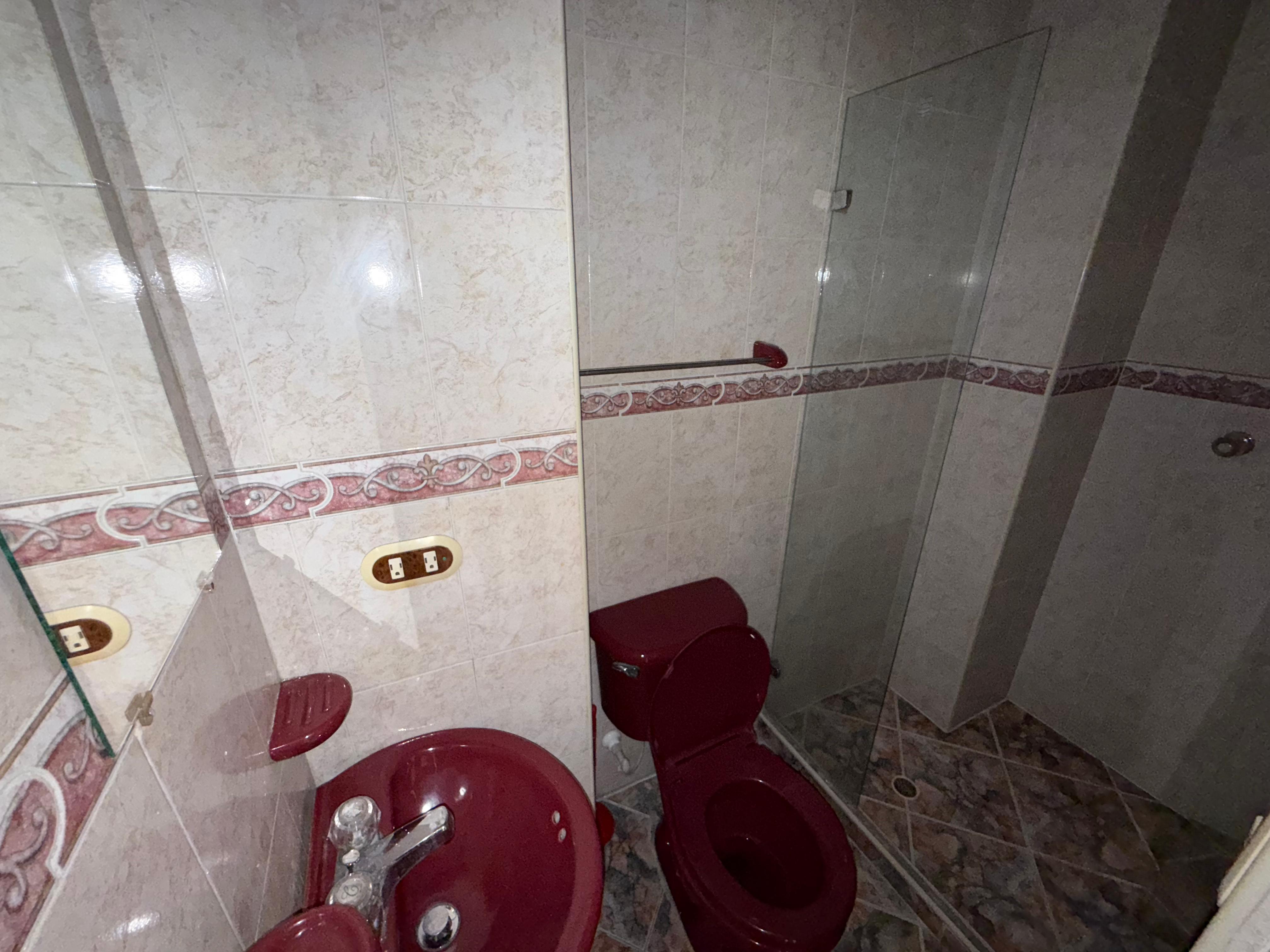 VENDO APARTAMENTO EN LA FLORESTA