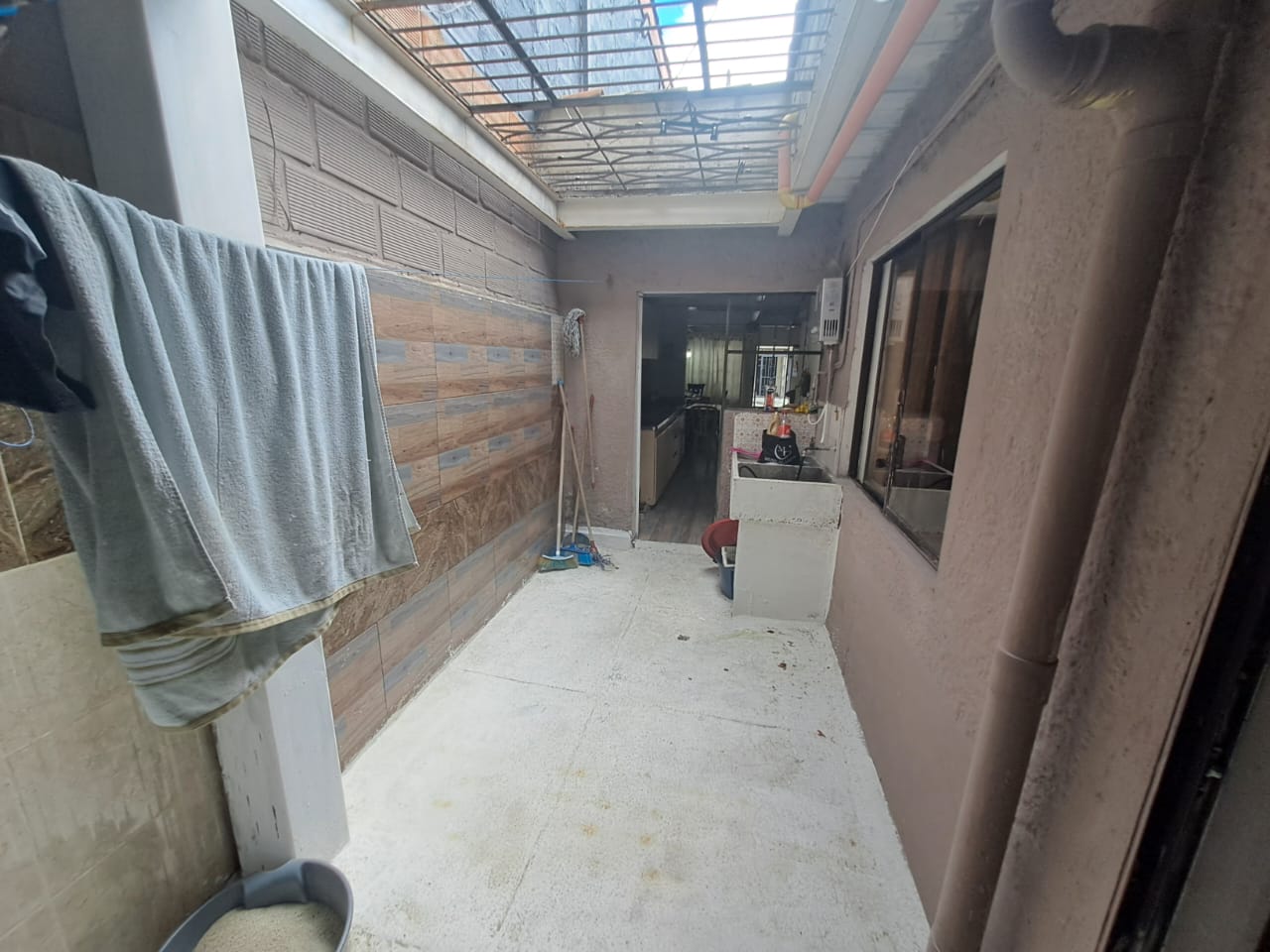 VENDO CASA CABAÑITAS PRIMER PISO