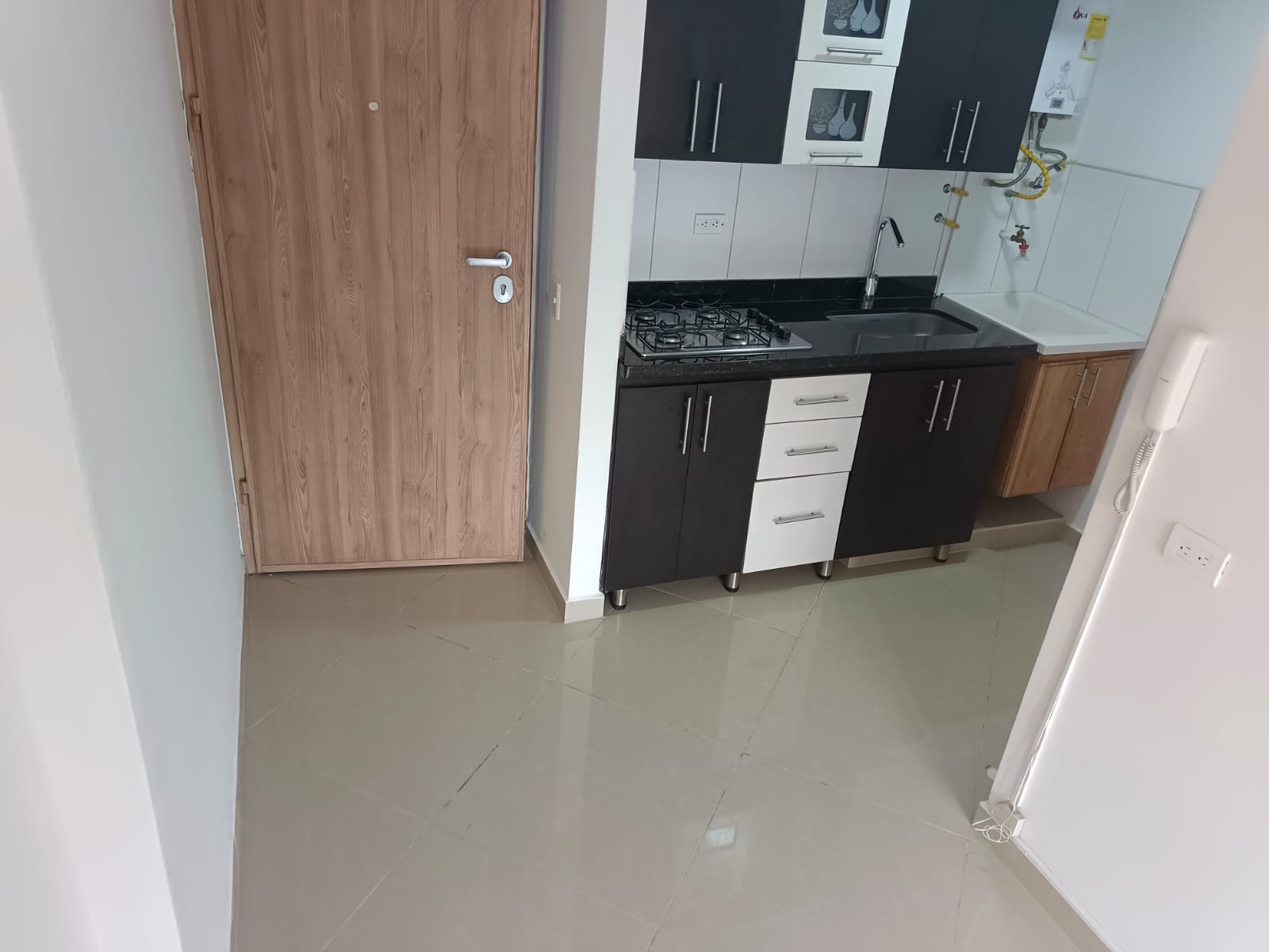 APARTA ESTUDIO CALASANZ
