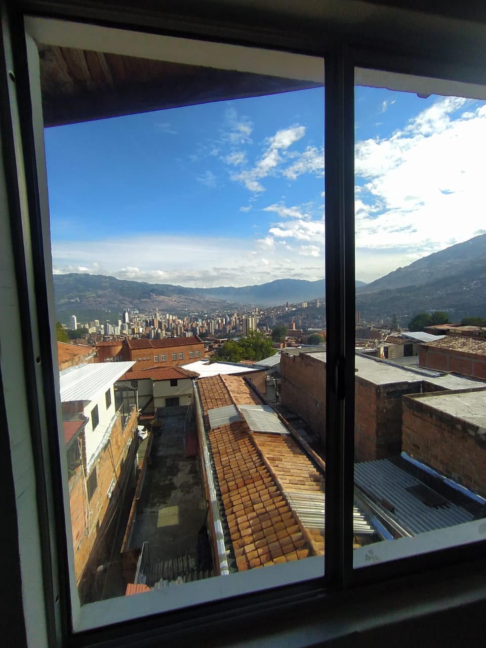 Arriendo Aparta-Estudio Sector La Milagrosa