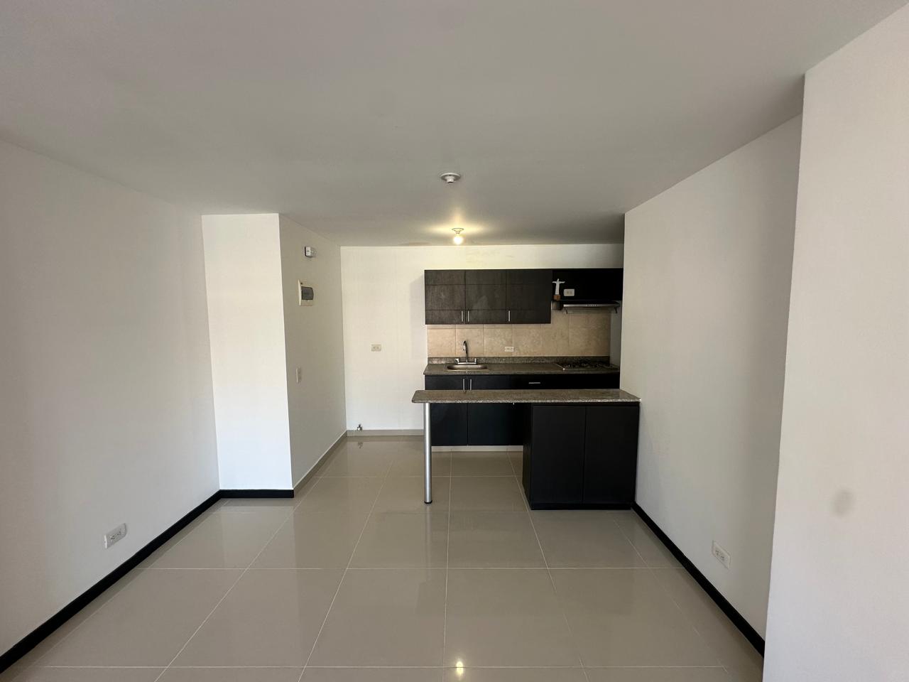 ARRIENDO APARTAMENTO CIUDAD DEL RIO