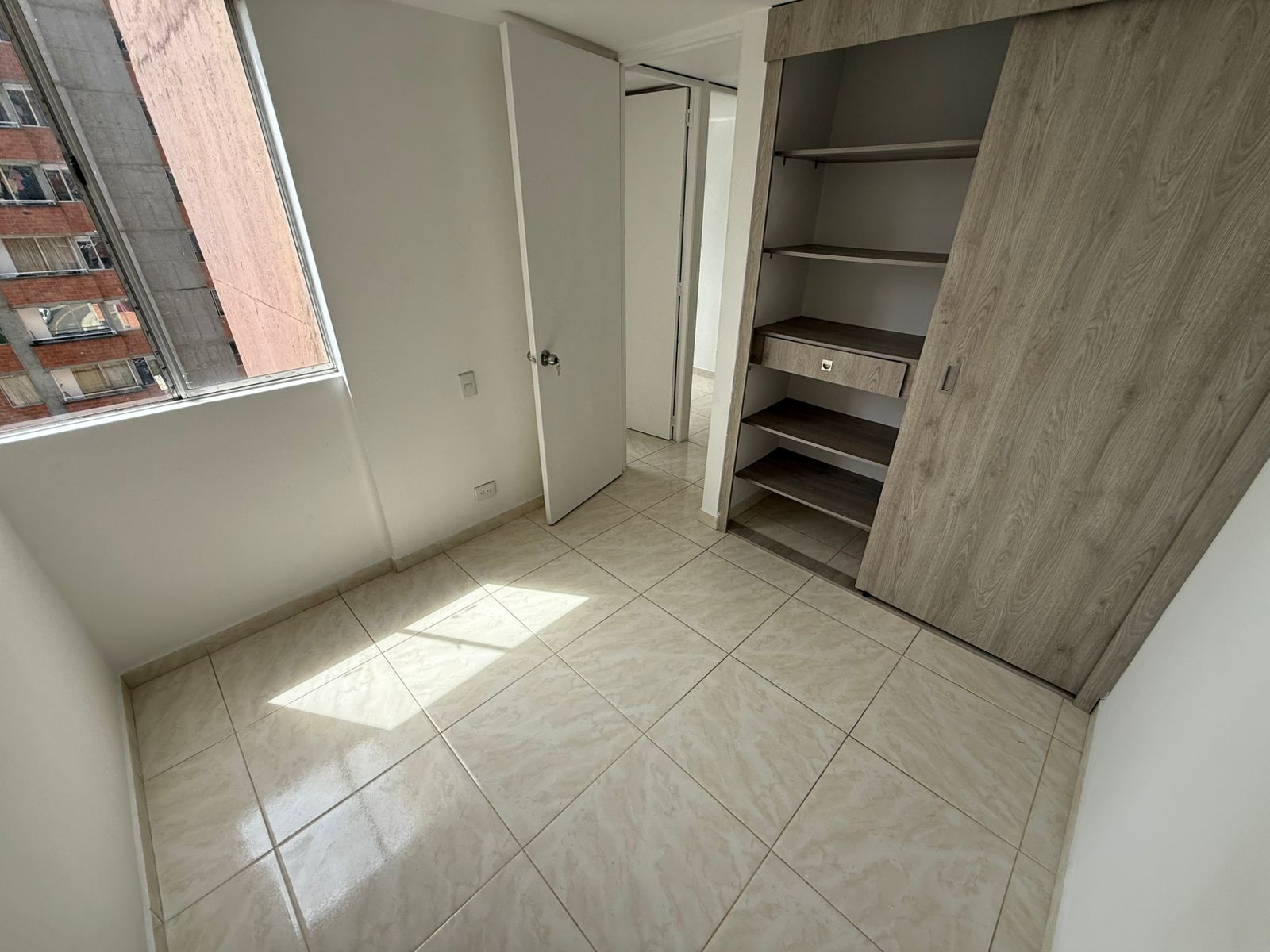 ARRIENDO APARTAMENTO EN ROBLEDO PARTE ALTA