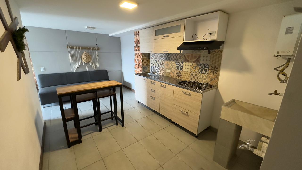 ARRIENDO APARTAESTUDIO EN EL ESTADIO