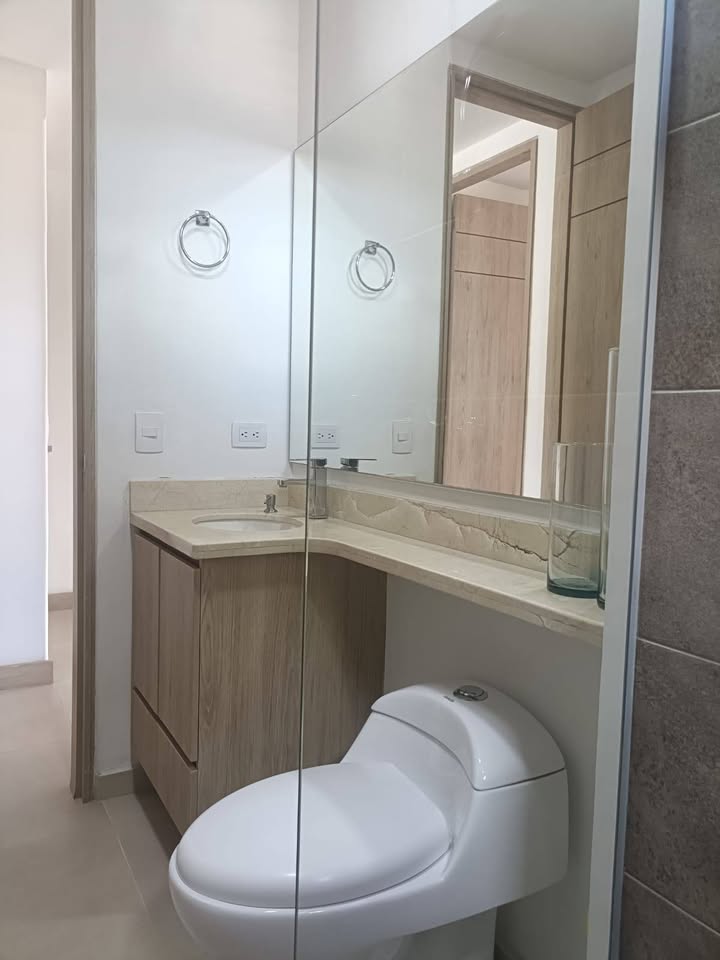 VENDO APARTAMENTO EN CALASANZ PARTE BAJA