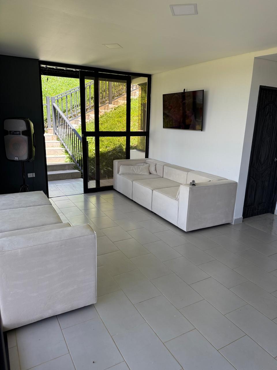 FINCA EN VENTA EN EL PEÑOL