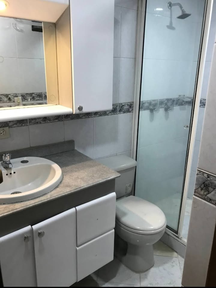 VENDO APARTAMENTO EN LAURELES