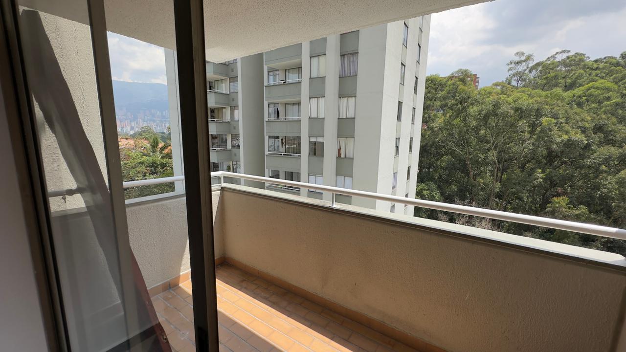 ARRIENDO APARTAMENTO EN RODEO ALTO