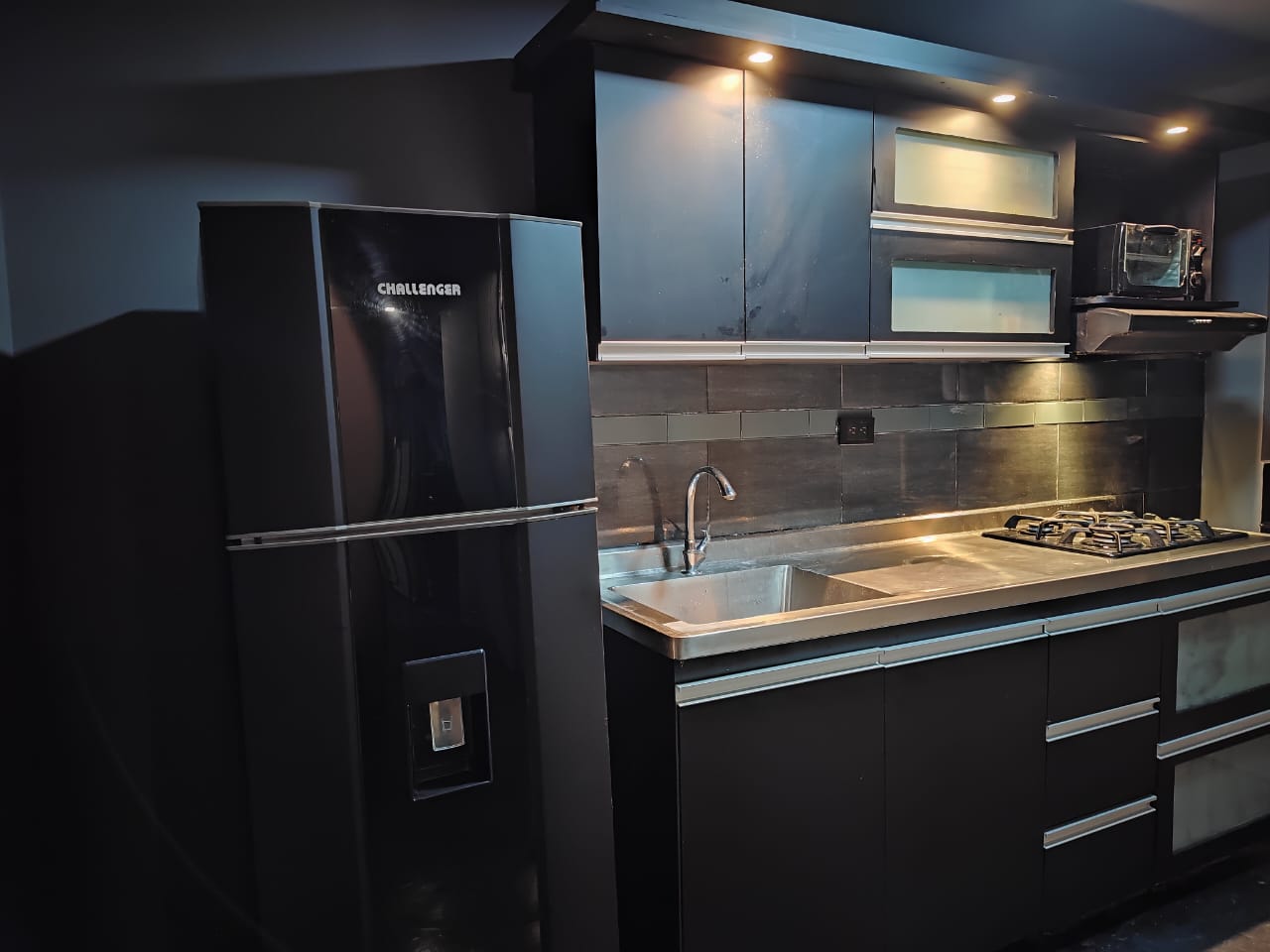 ARRIENDO APATAMENTO EN LA LOMA DE LOS BERNAL