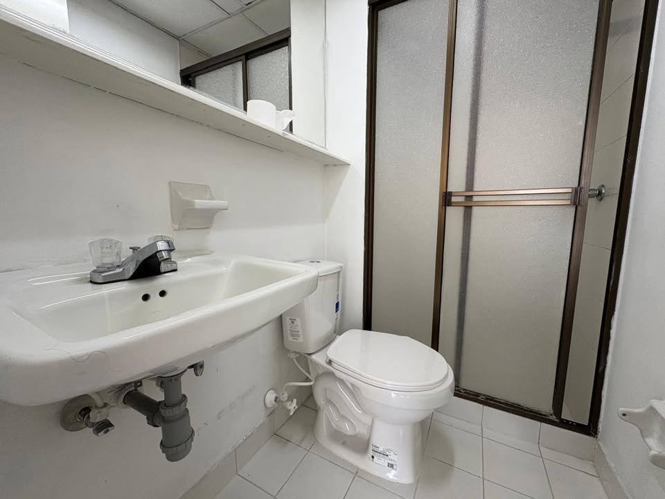 VENDO APARTAMENTO EN LAURELES