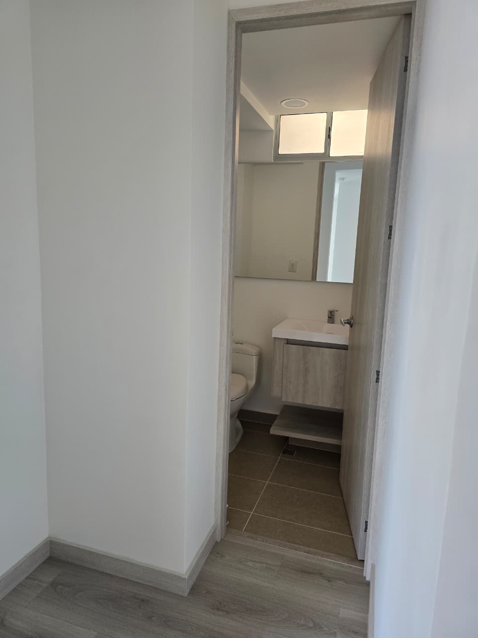 ARRIENDO APARTAMENTO EN CUIDAD DEL RIO