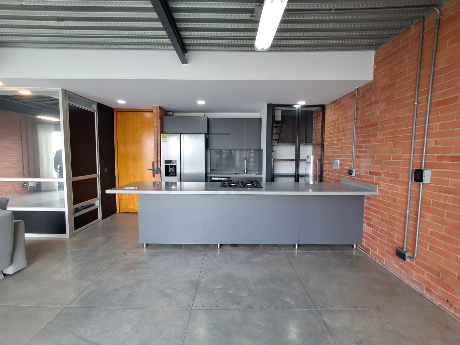 ARRIENDO APARTAESTUDIO EN EL POBLADO ASTORGA