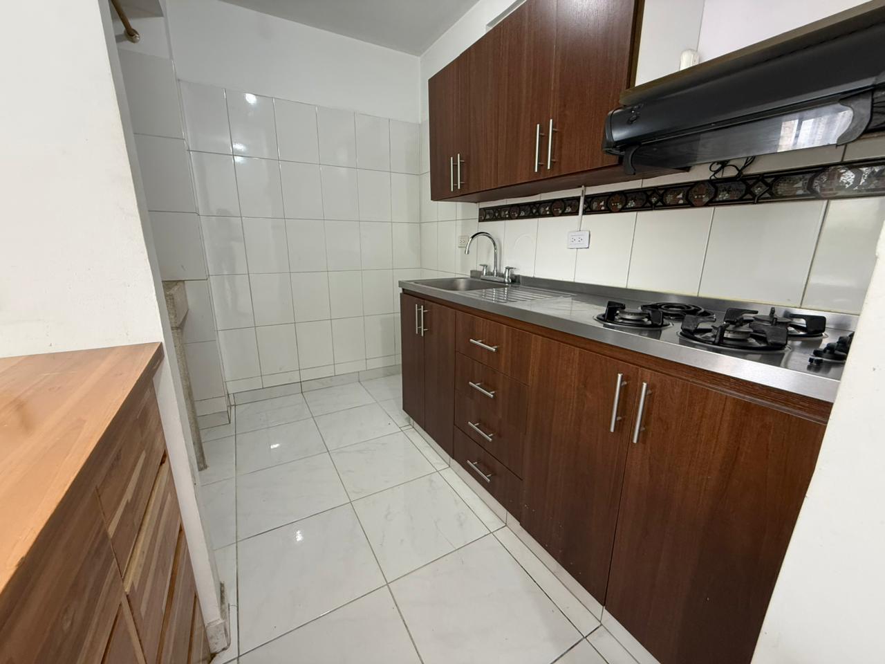 ARRIENDO APARTAMENTO EN CALASANZ PARTE ALTA