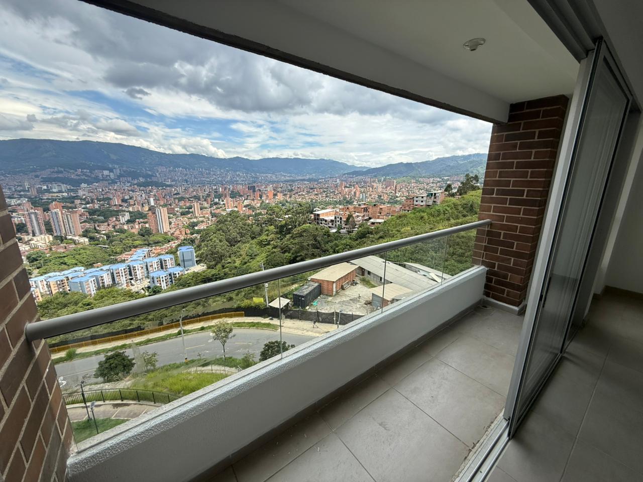ARRIENDO APARTAMENTO EN CALASANZ PARTE ALTA