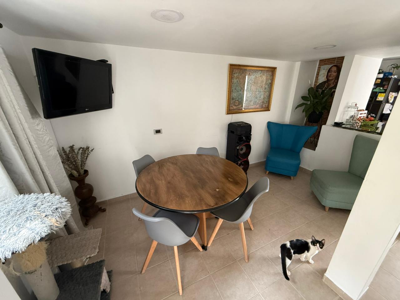 VENDO CASA EN ROBLEDO EL DIAMANTE