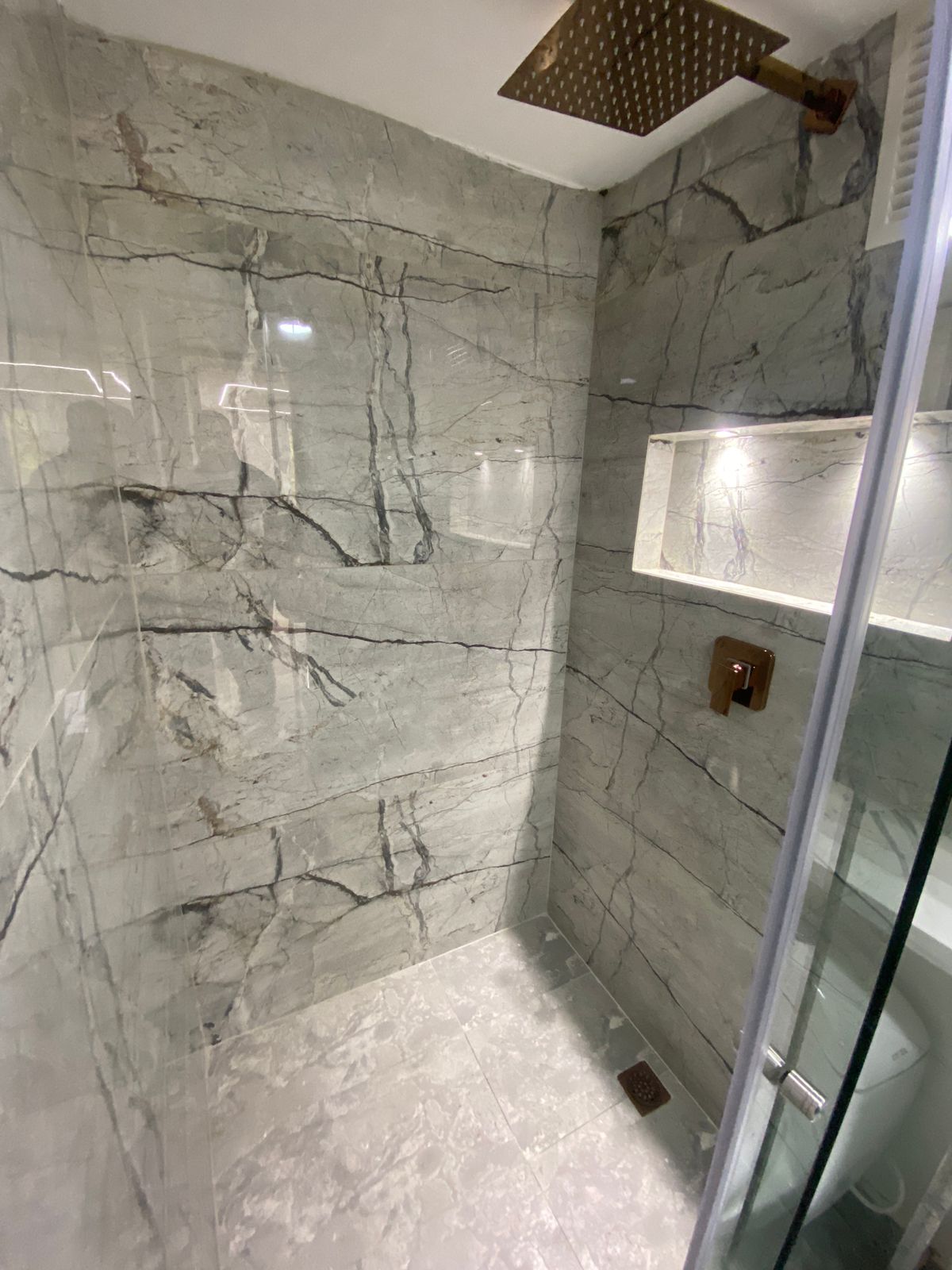 VENDO APARTAMENTO EN CALASANZ PARTE ALTA