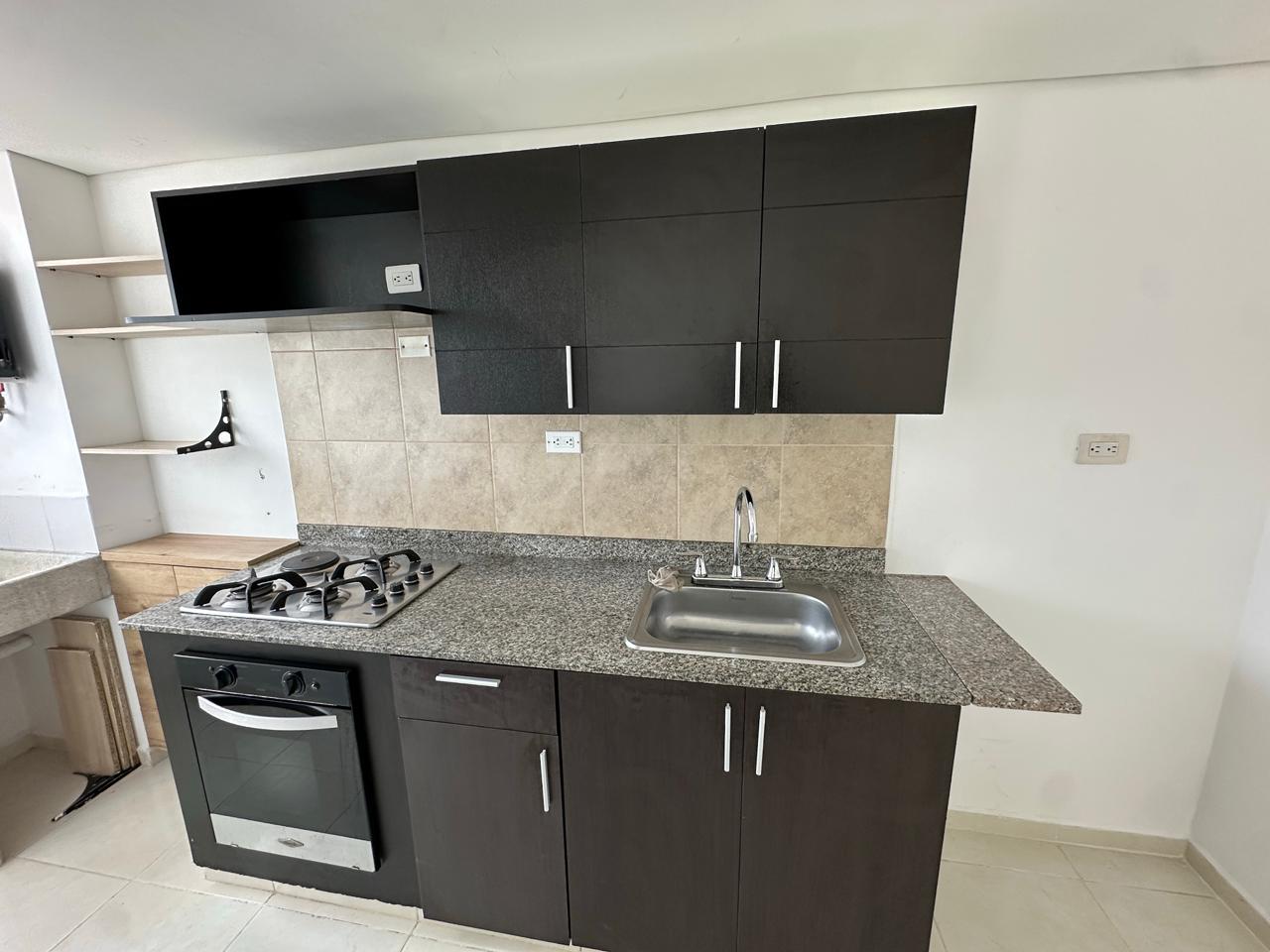 ARRIENDO APARTAMENTO EN RODEO ALTO