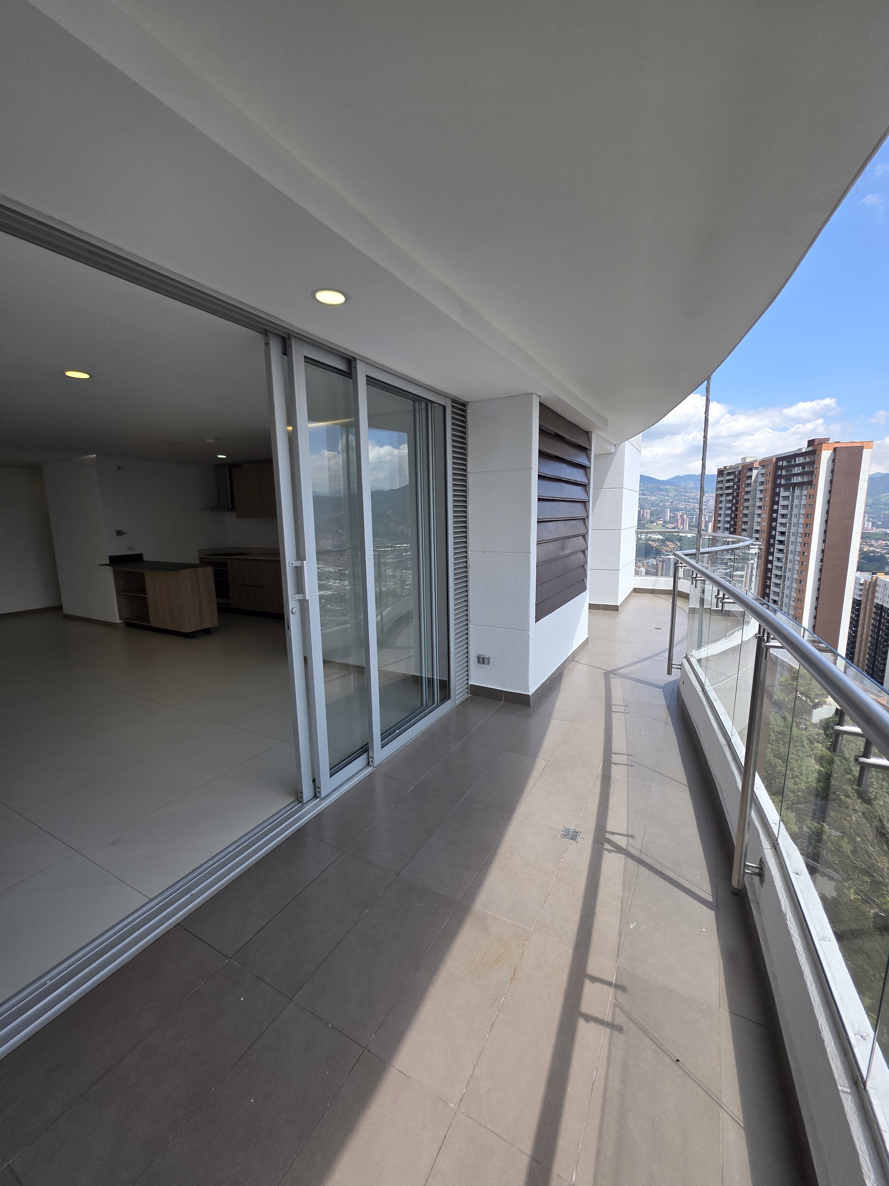 Arriendo apartamento sabaneta
