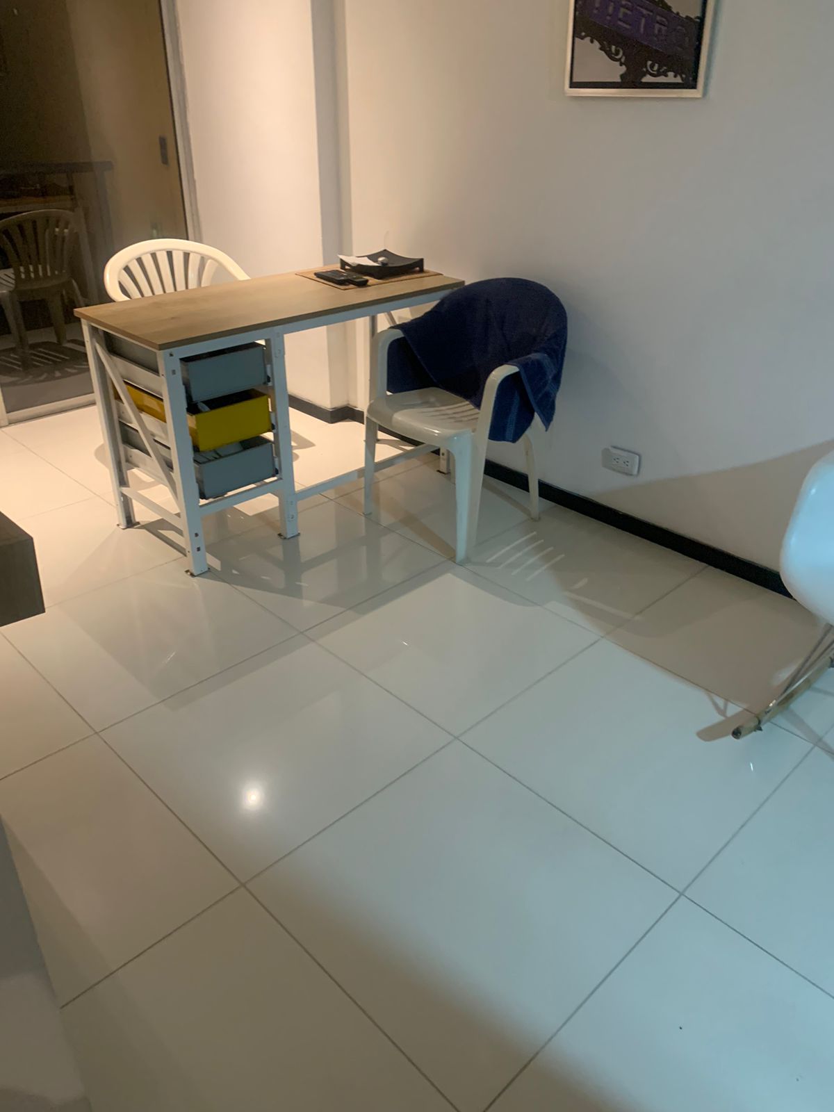 ARRIENDO APARTAMENTO AMOBLADO EN LA AMERICA