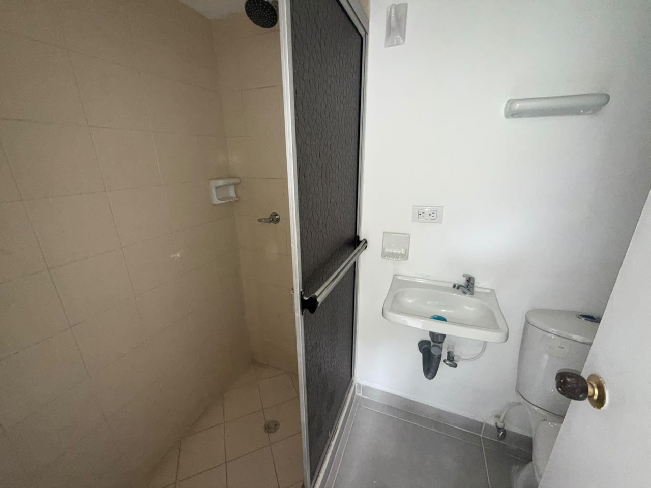 ARRIENDO APARTAMENTO DUPLEX EN CALASANZ