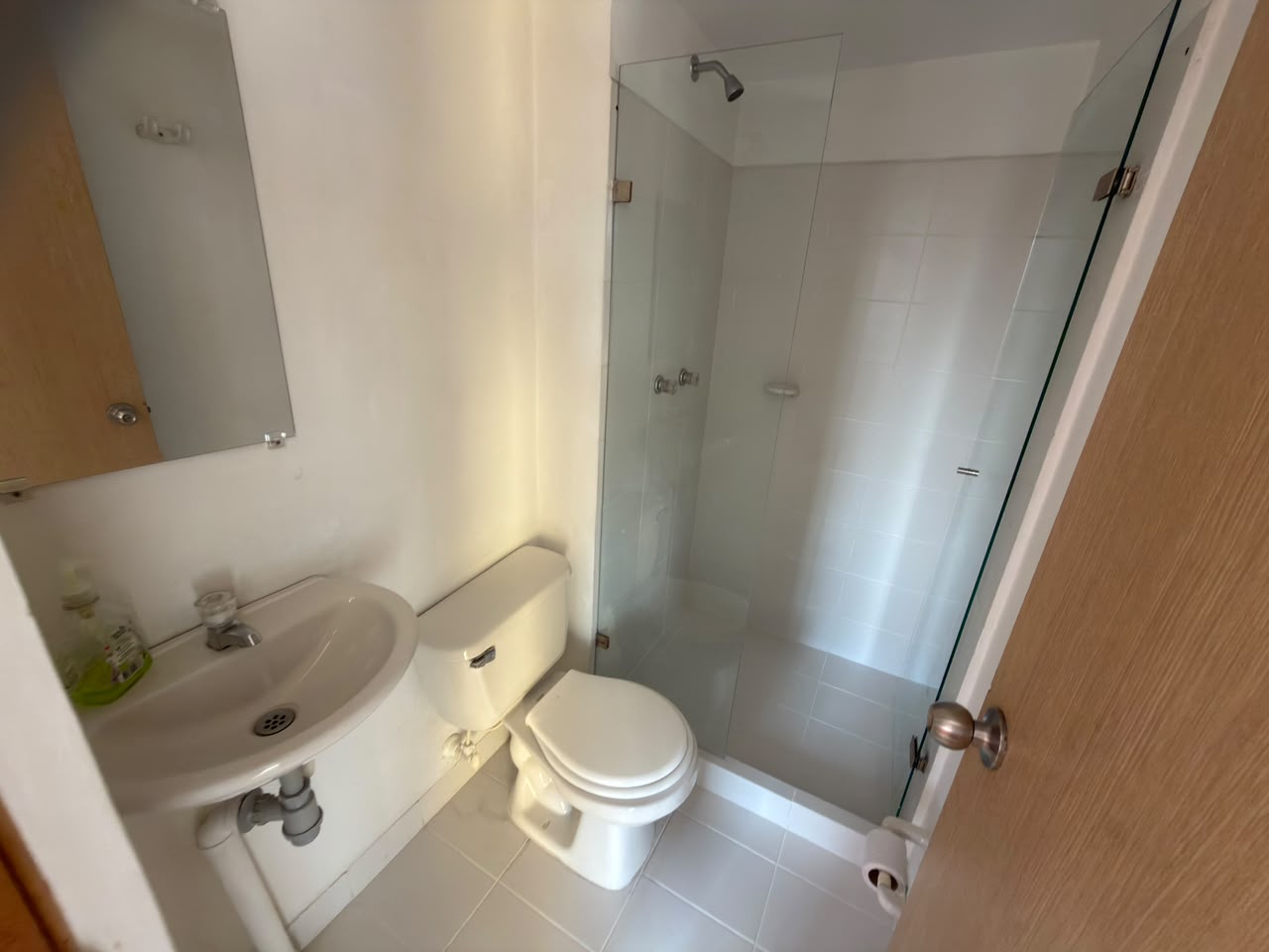 ARRIENDO APARTAMENTO EN RODEO ALTO