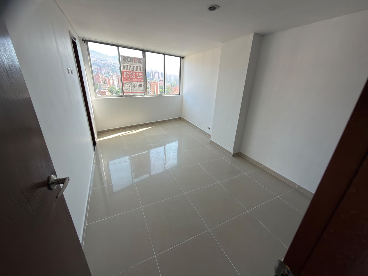 ARRIENDO APARTAMENTO EN EL VELODROMO