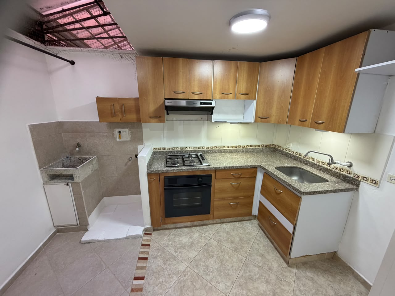 ARRIENDO APARTAMENTO EN LA MOTA