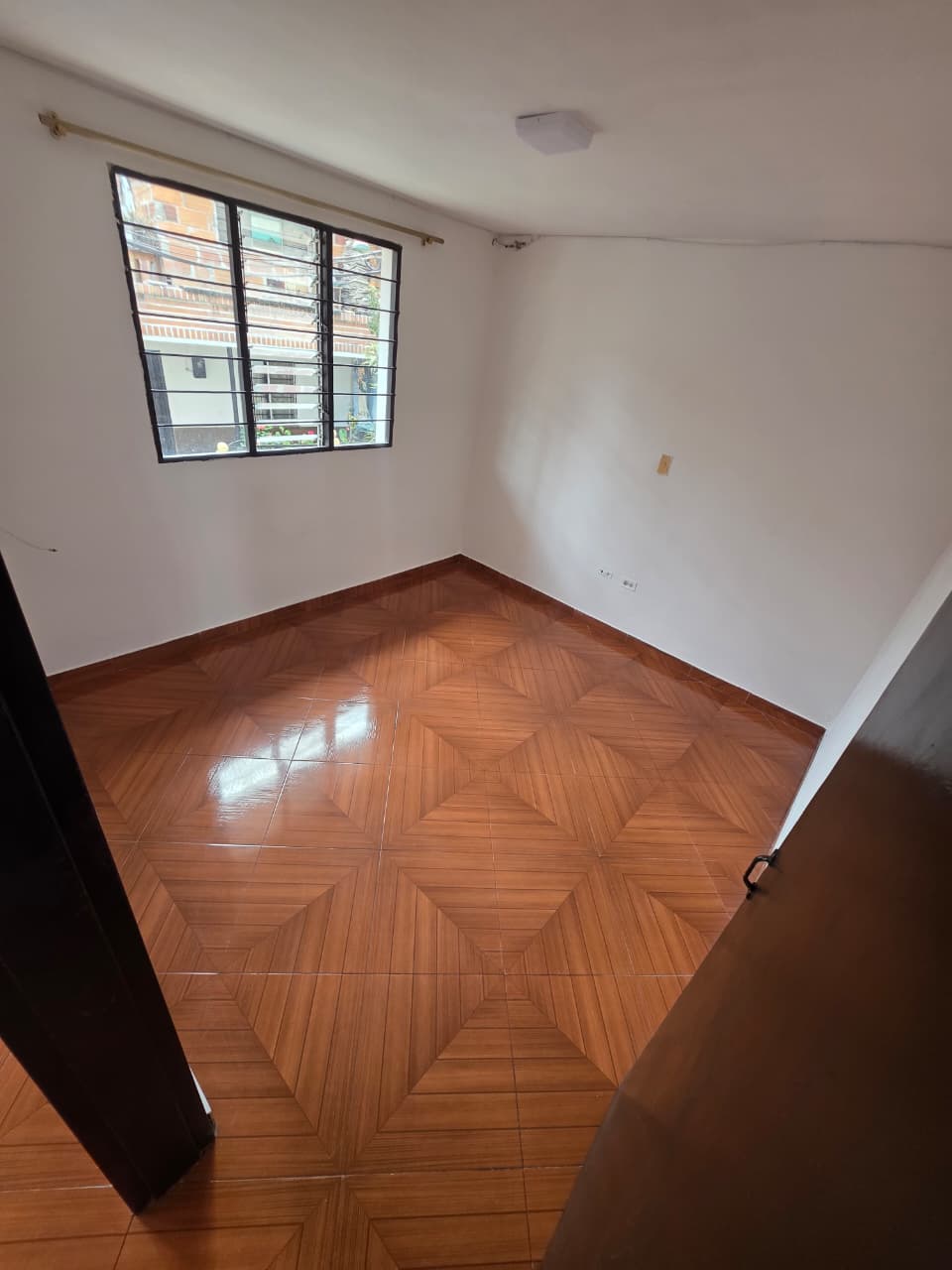 ARRIENDO APARTAMENTO EN SAN JAVIER LA LOMA