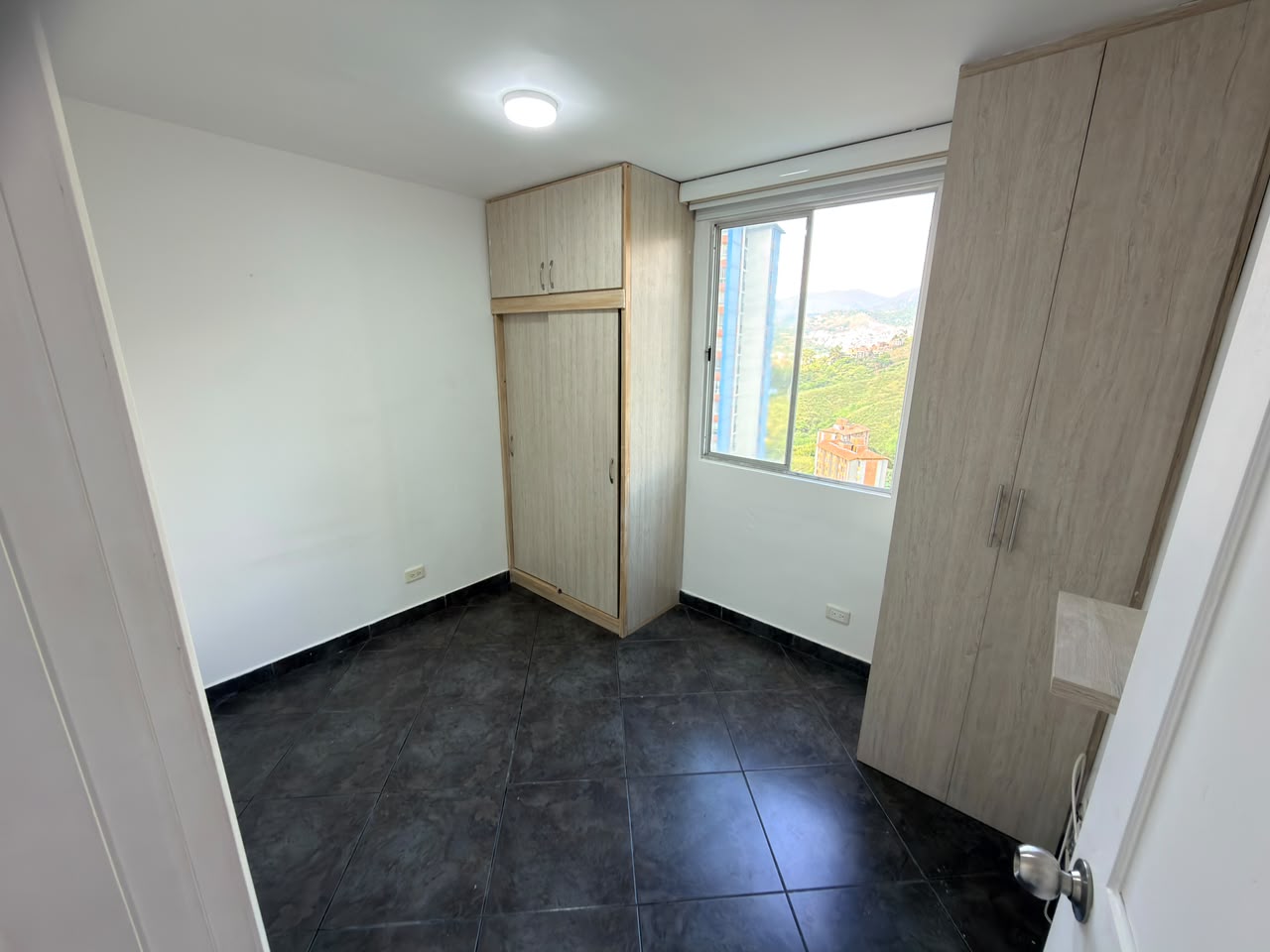 ARRIENDO APARTAMENTO EN CALASANZ PARTE BAJA