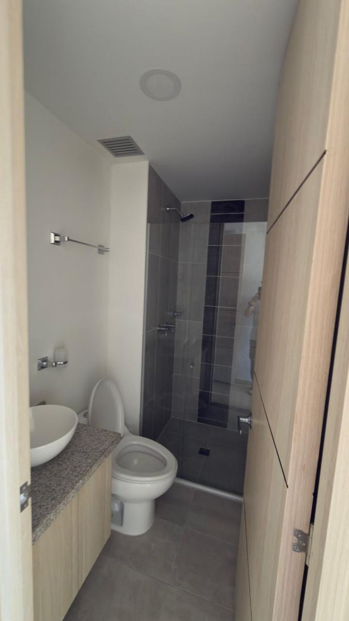 VENDO APARTAMENTO EN ANDALUCIA BELLO