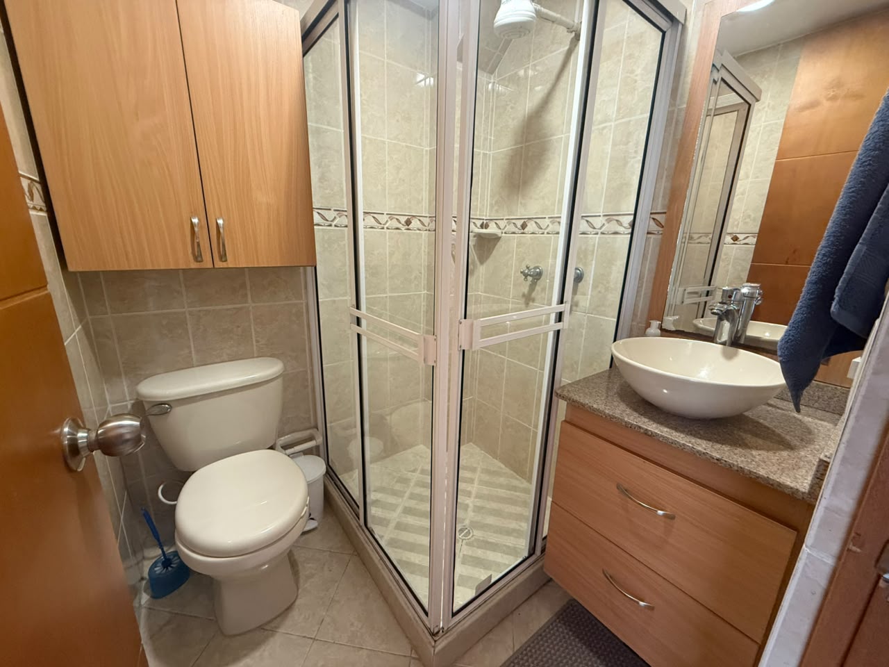 ARRIENDO APARTAESTUDIO AMOBLADO EN LA FLORESTA