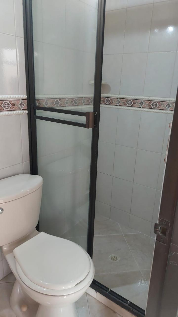 ARRIENDO APARTAMENTO EN SANTA MONICA