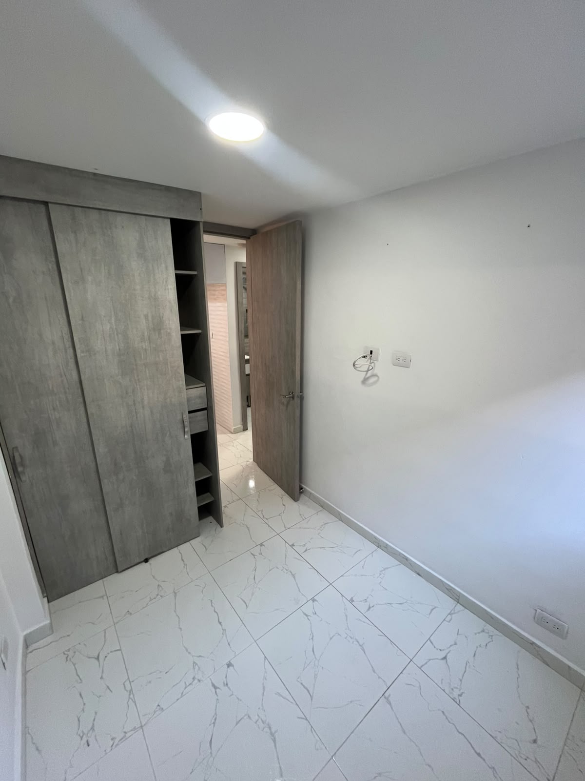Arriendo Apartamento en el Sector de Robledo Pajarito