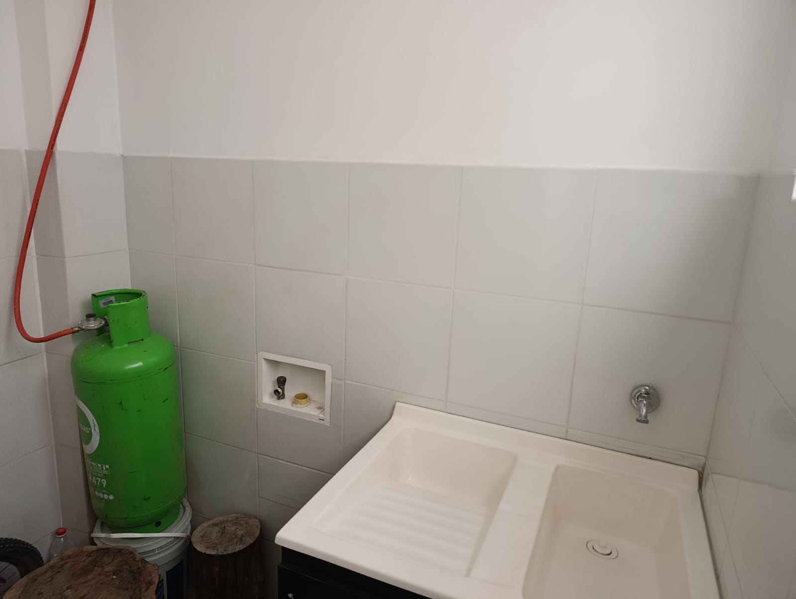 VENDO APARTAESTUDIO EN CALASANZ