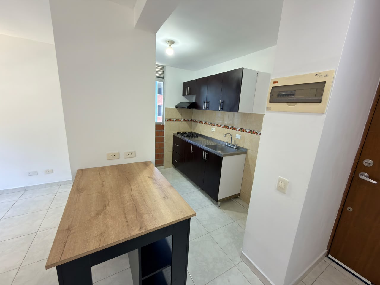 ARRIENDO APARTAMENTO EN CALASANZ
