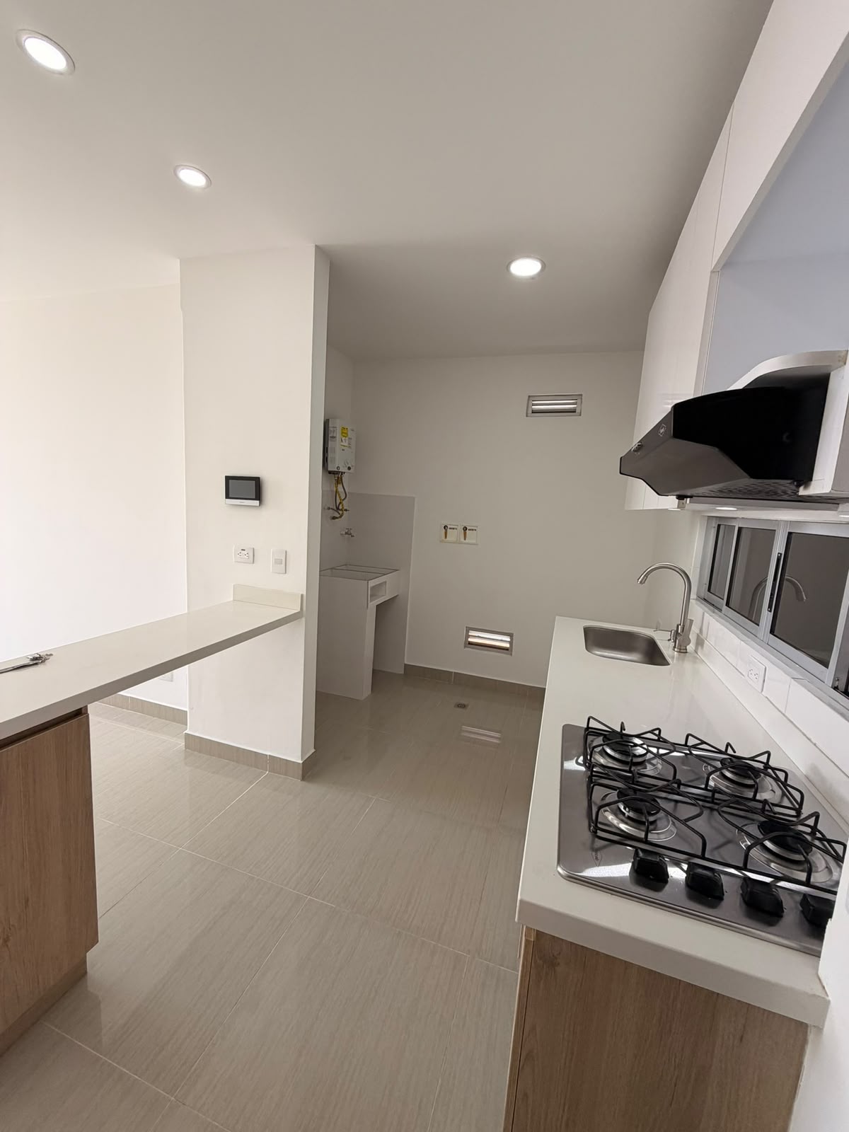 ARRIENDO APARTAESTUDIO EN CALASANZ