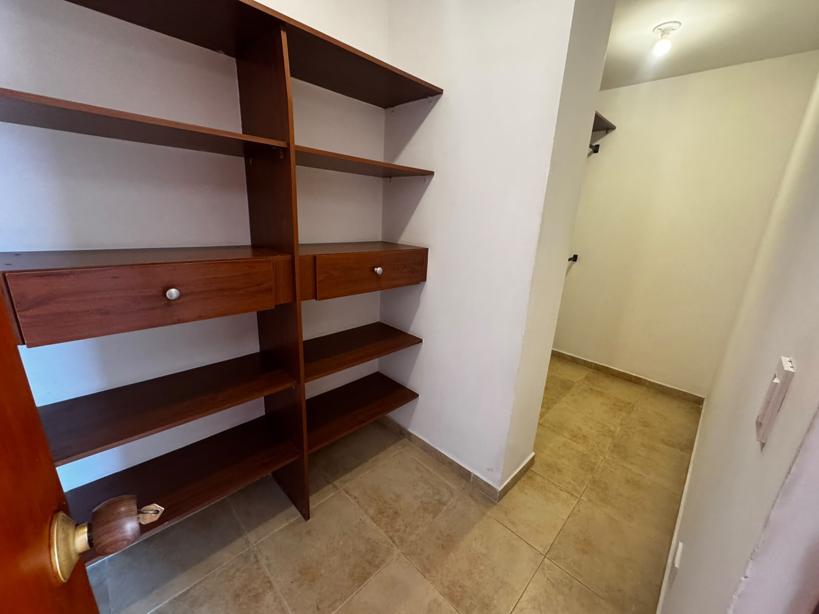 Se arrienda apartamento en laureles