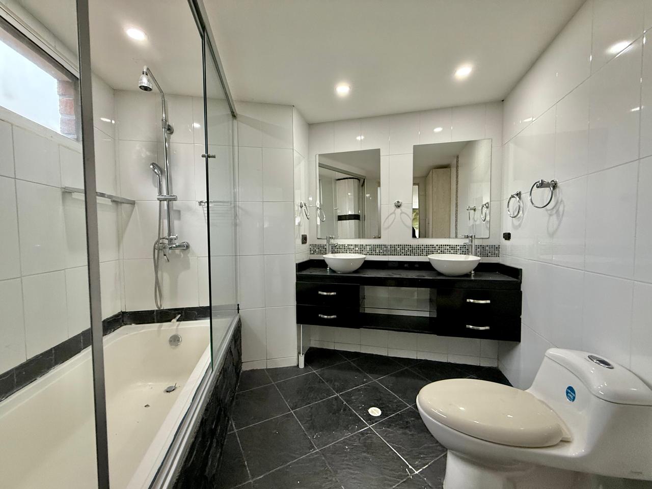 ARRIENDO CASA EN EL POBLADO EL TESORO