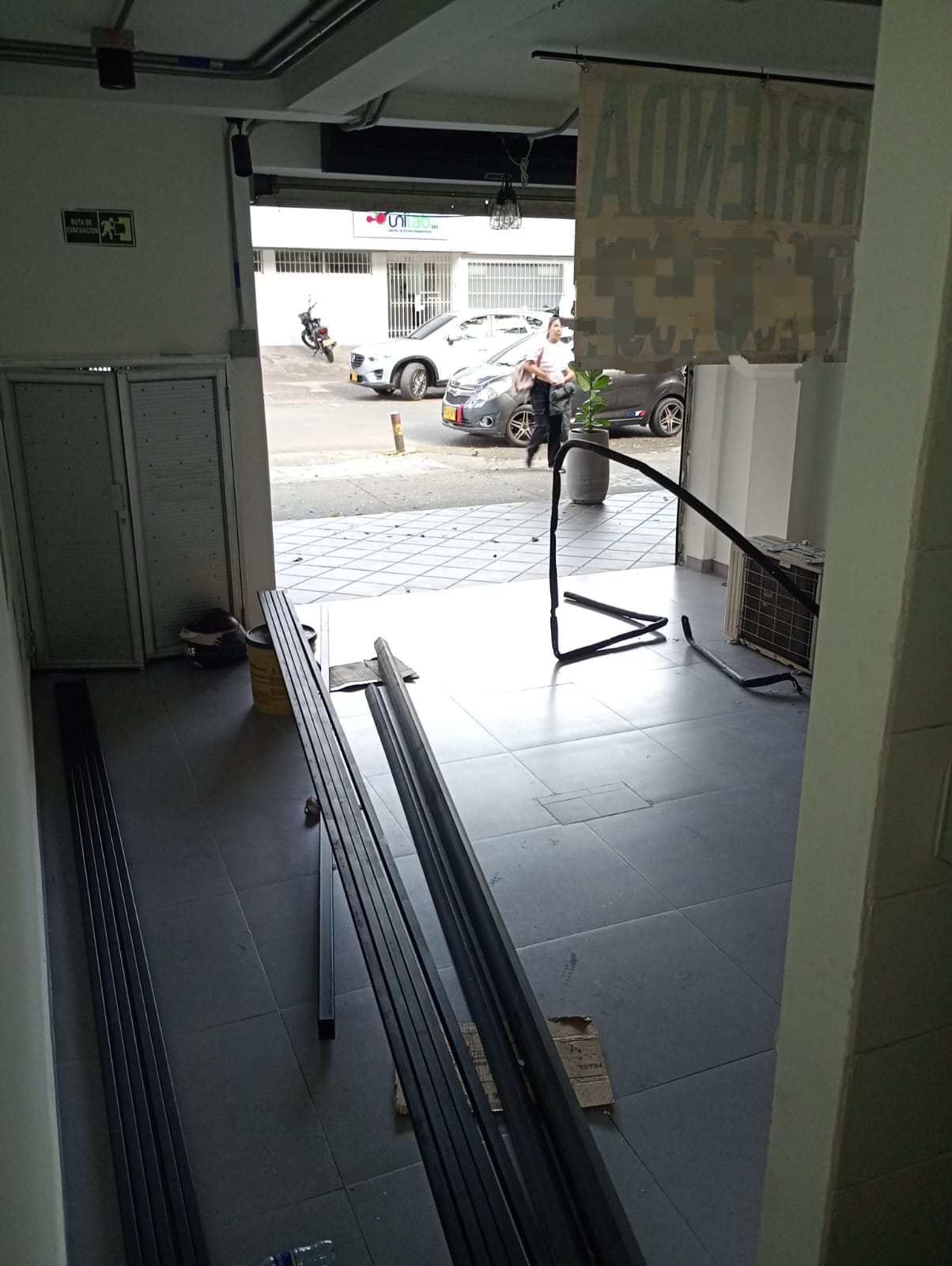 Arriendo local Laureles Estadio