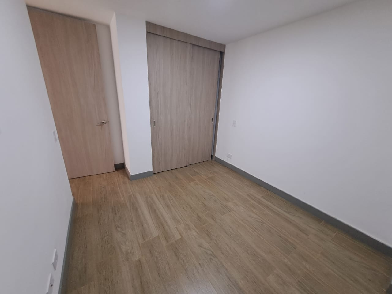 ARRIENDO APARTAMENTO ENVIGADO AV LAS VEGAS