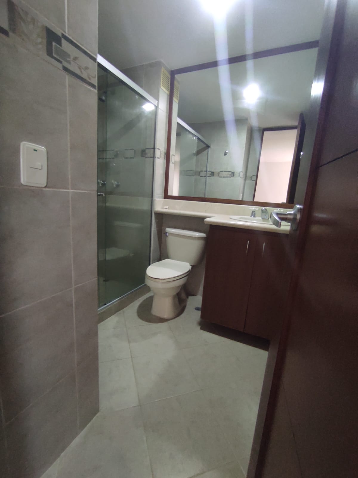ARRIENDO APARTAMENTO LOMA DE LAS BRUJAS ENVIGADO