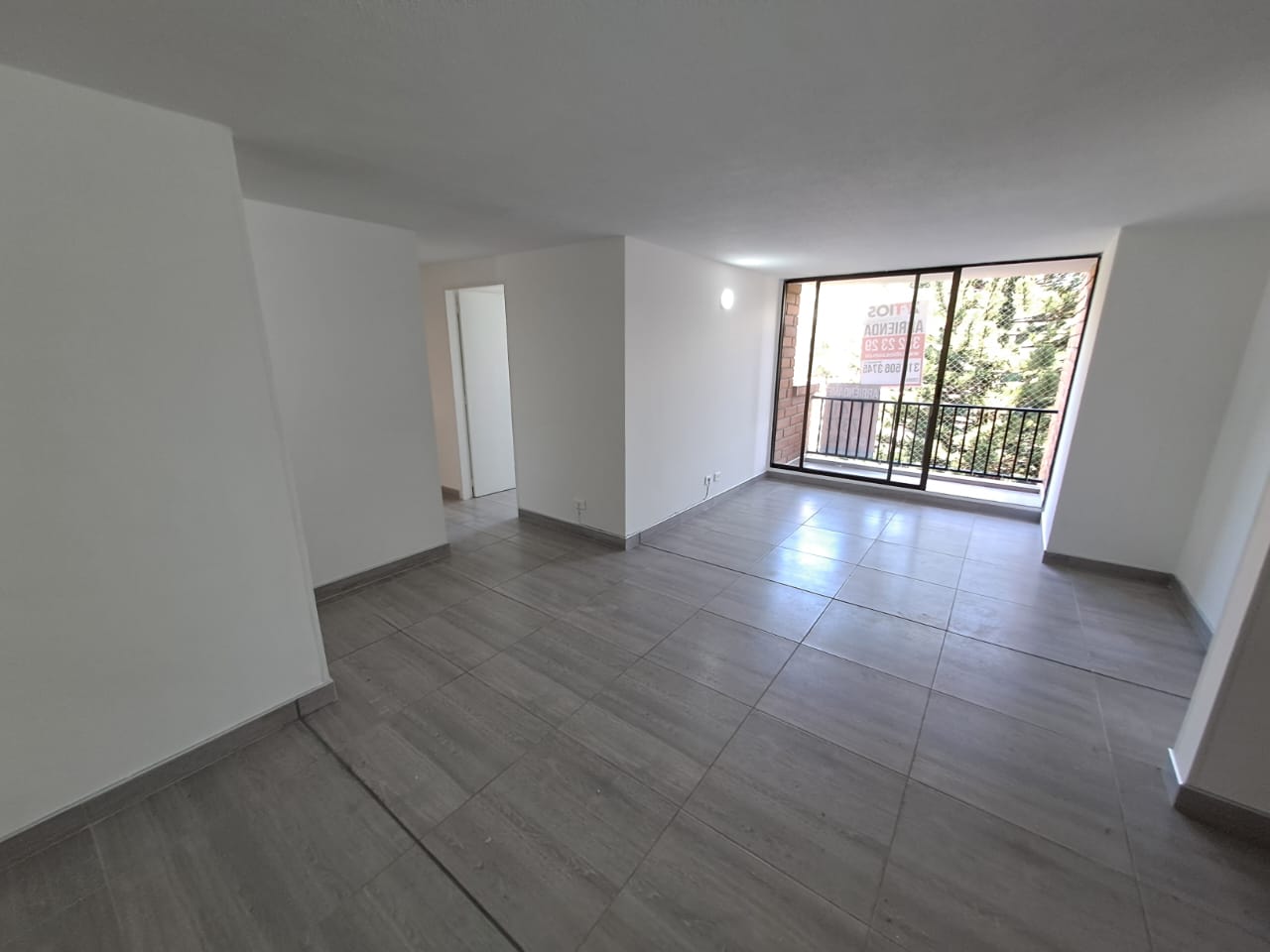 ARRIENDO APARTAMENTO EN LA LOMA DE LOS BERNAL