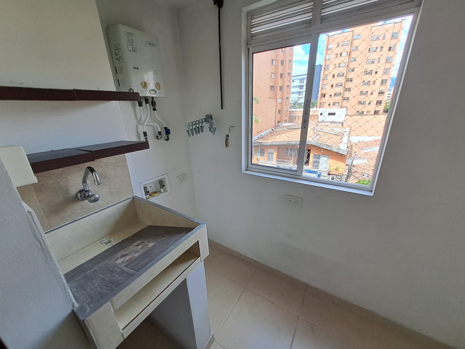 ARRIENDO APARTAMENTO ESTADIO