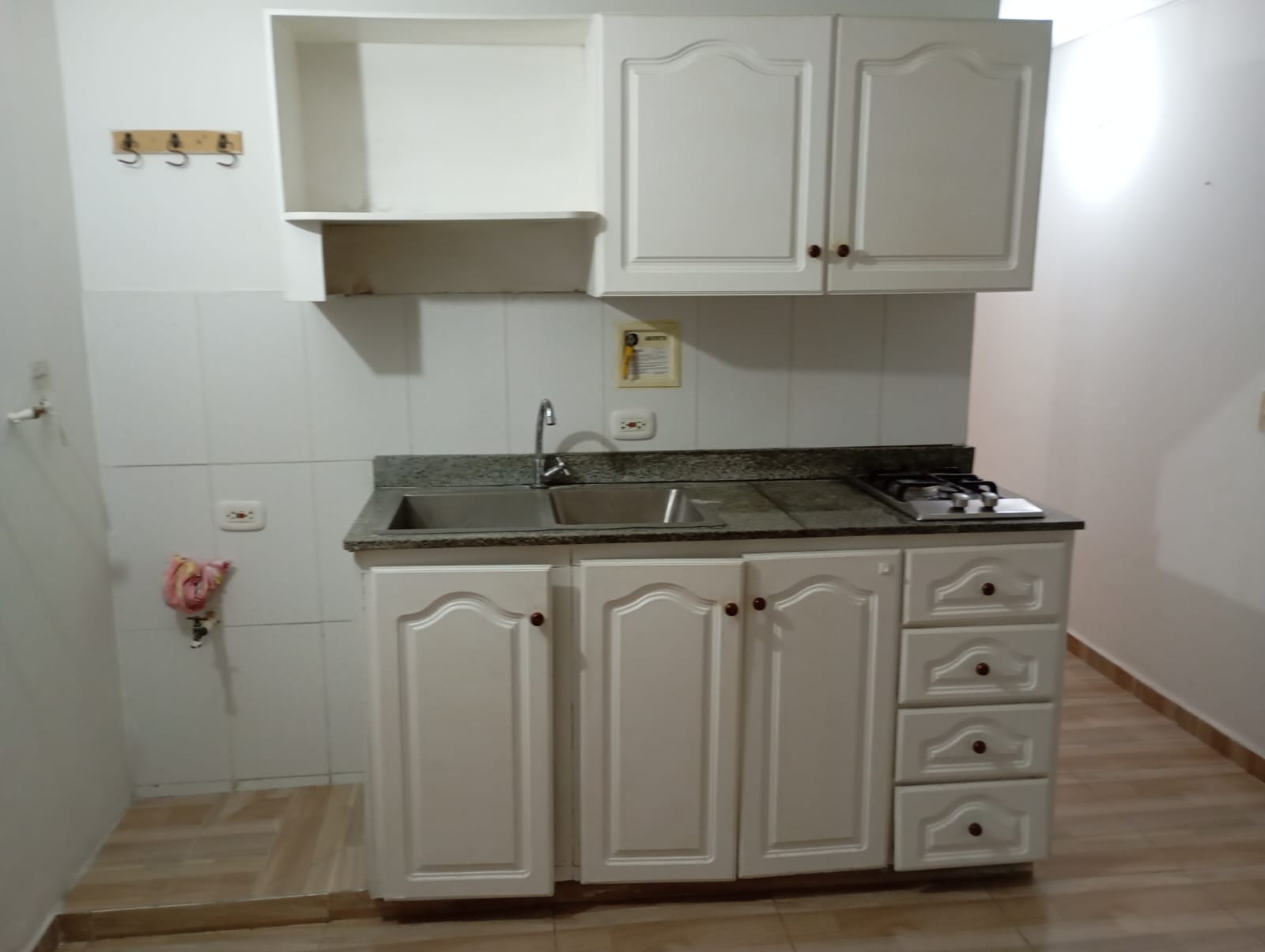 ARIENDO APARTAESTUDIO BARRIO CRISTOBAL