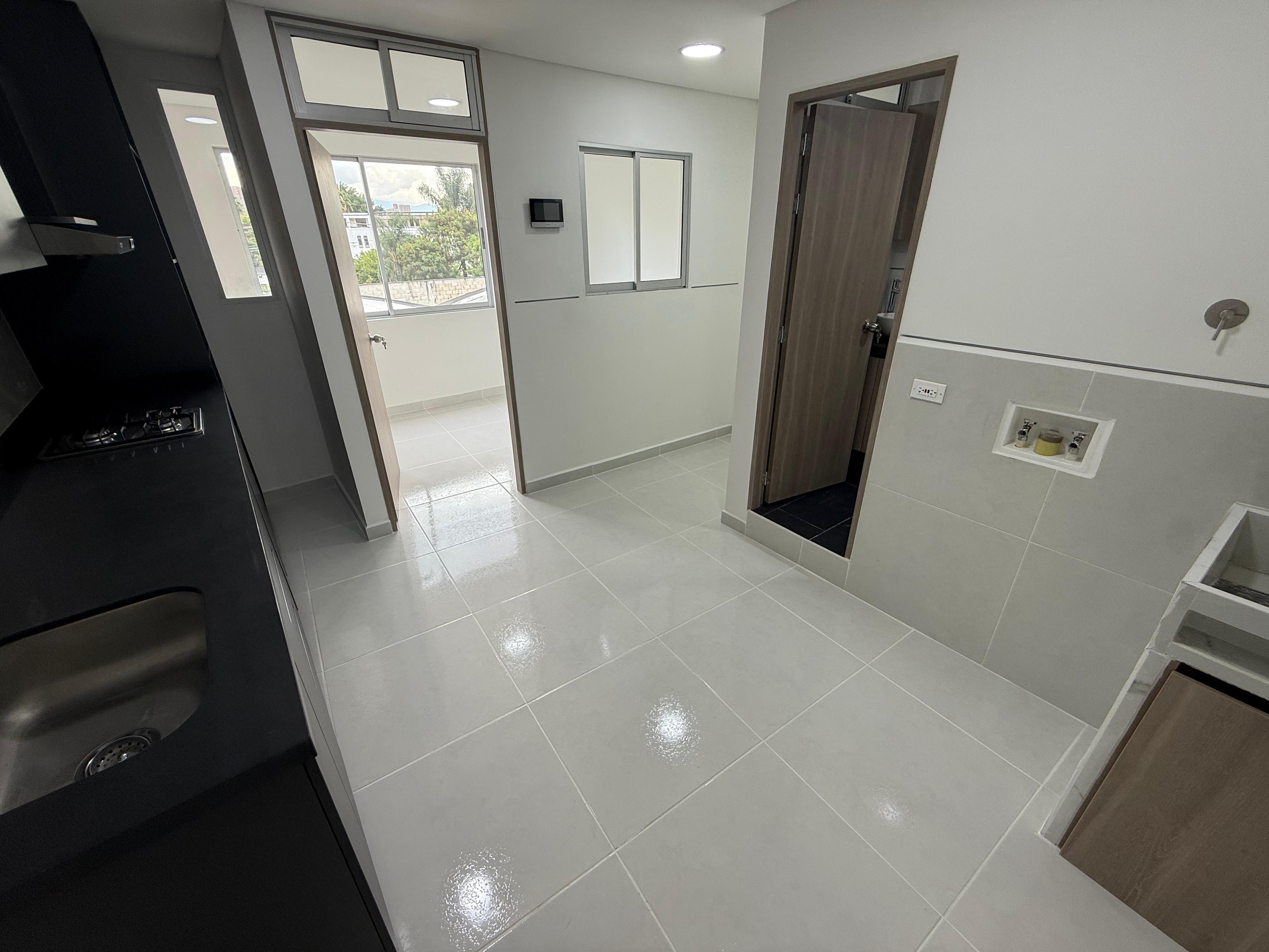 ARRIENDO APARTAESTUDIO EN NIQUIA PARTE BAJA