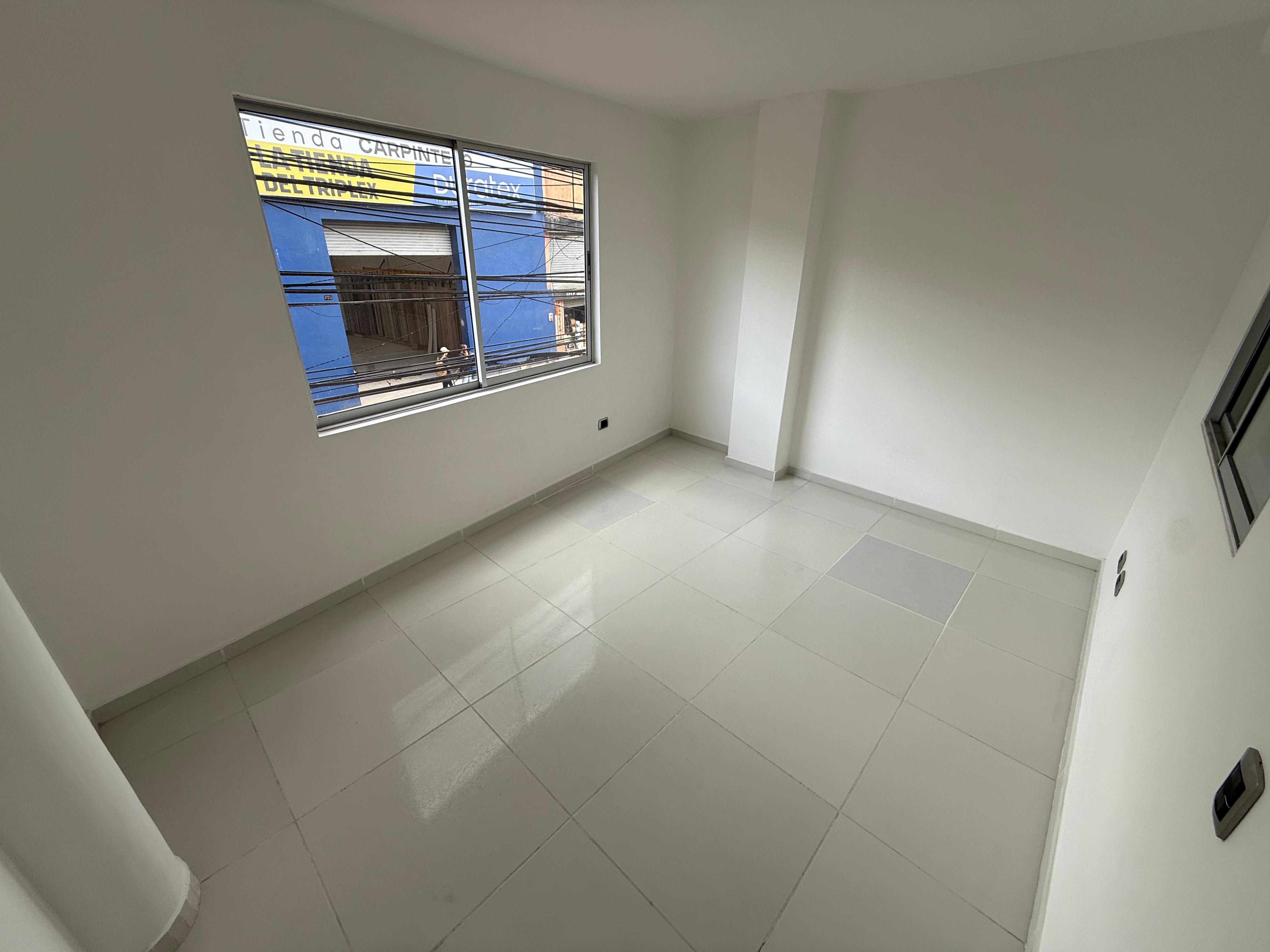ARRIENDO APARTAMENTO EN NIQUIA PARTE BAJA