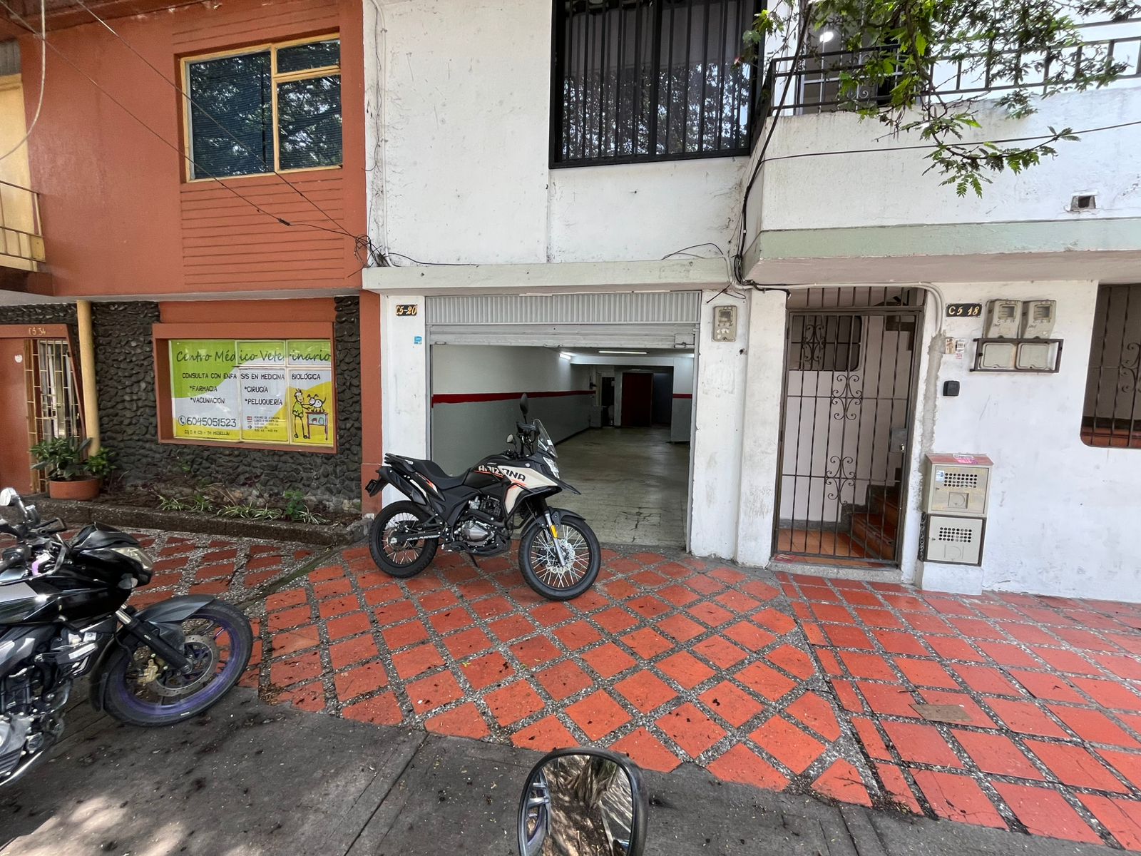 Local comercial sector Laureles