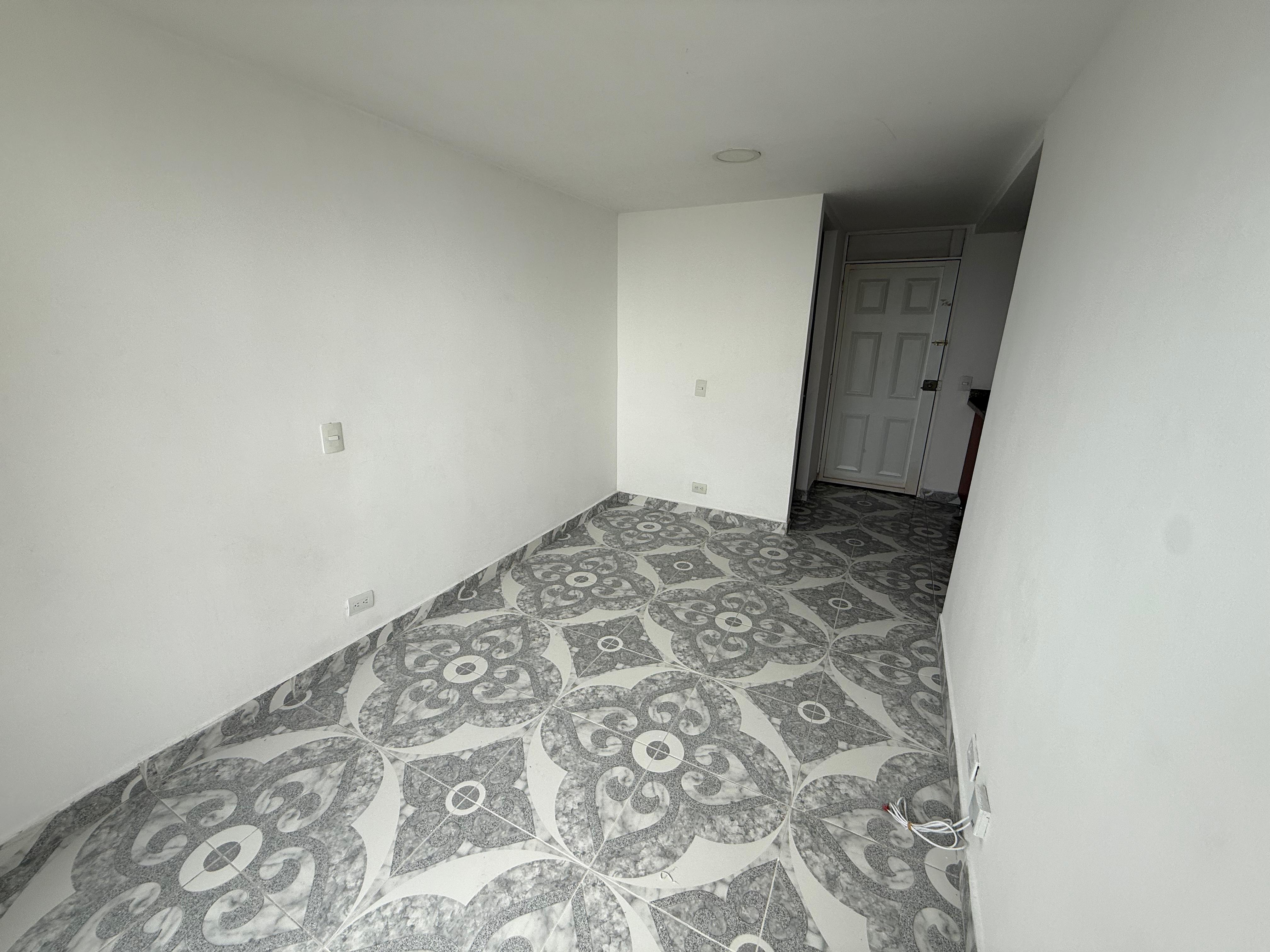 ARRIENDO APARTAMENTO EN ROBLEDO PAJARITO